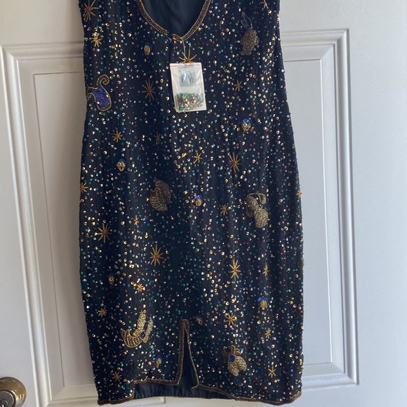 Holiday dress - Picture 4 of 6